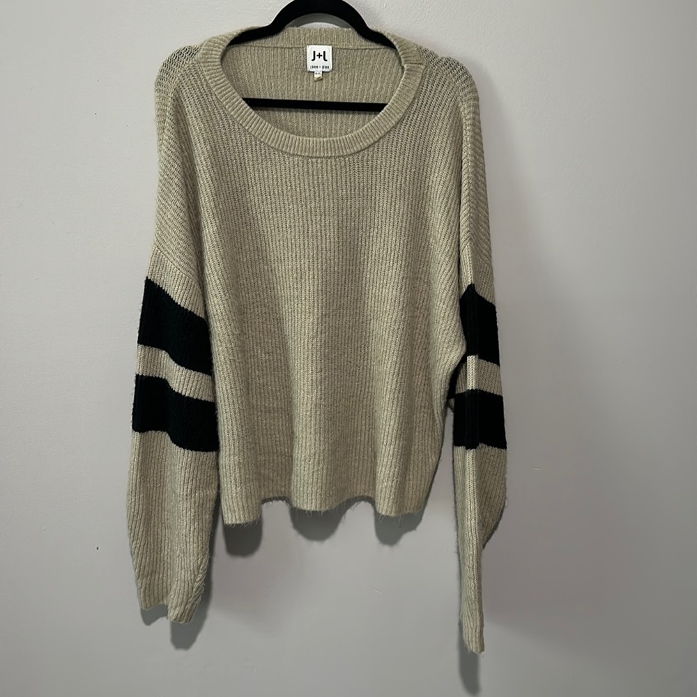 John + Jenn Beige and Blue Varsity Stripe Cropped Sweater Size XL